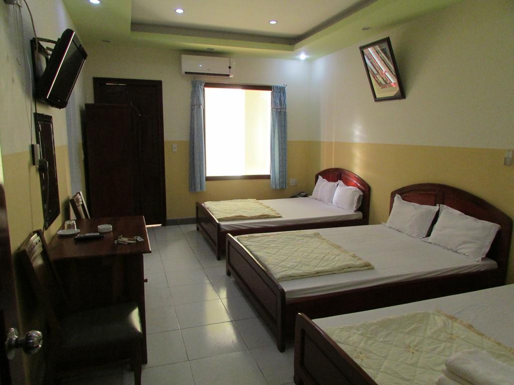 Hung Thinh Hotel Quy Nhon Exterior foto