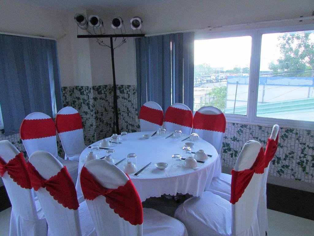 Hung Thinh Hotel Quy Nhon Exterior foto